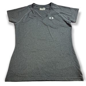 Under Armour semi-fitted Vneck shirt S